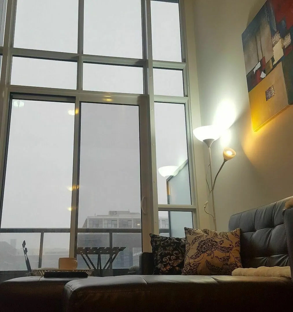Lavish Suites - Two Story Loft - Downtown Toronto Appartement