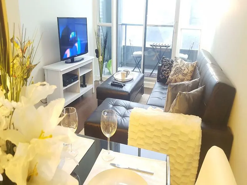 Lavish Suites - Two Story Loft - Downtown Toronto Appartement