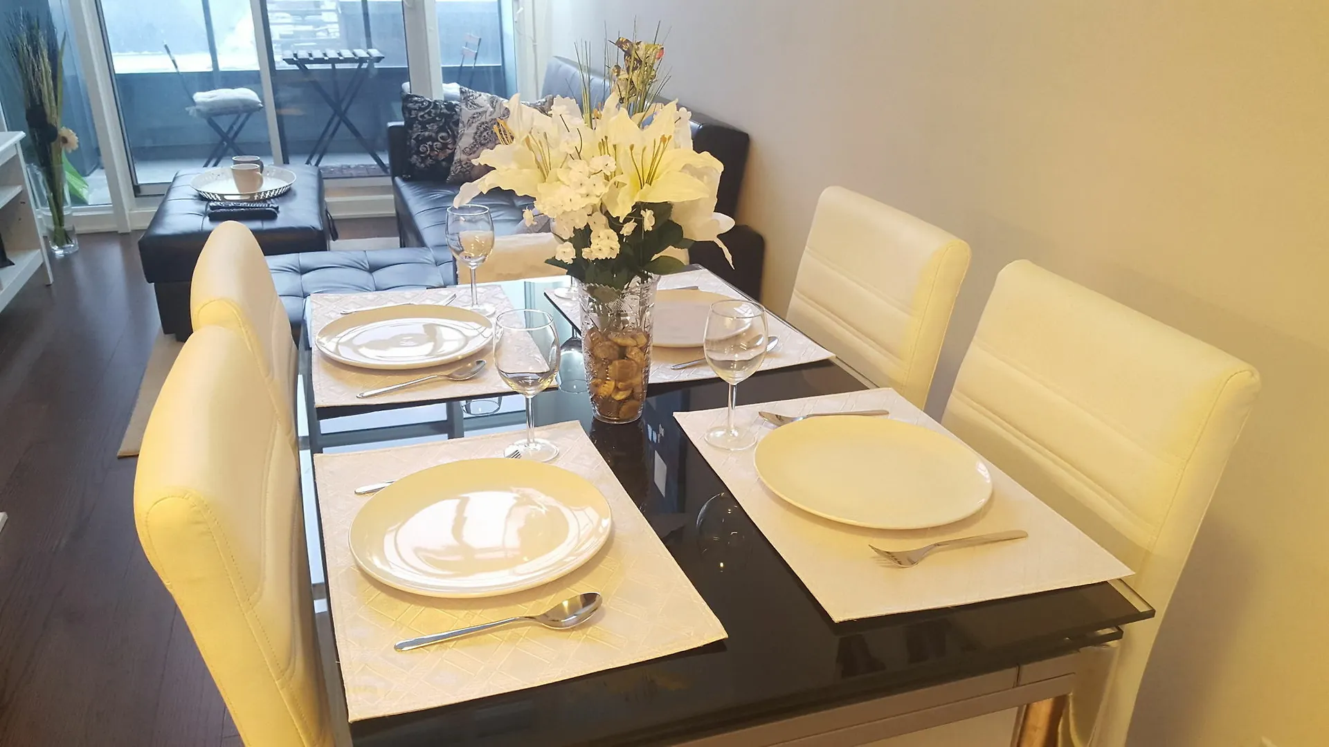 Lägenhet Lavish Suites - Two Story Loft - Downtown Toronto